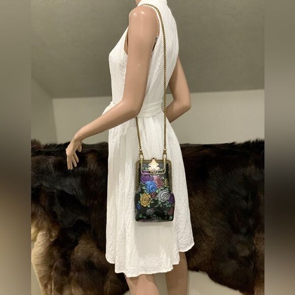 Handmade Genuine Embossed Rose Cowhide Clutch/Phone Case, Kiss Clasp/Clip Pouch - Picture 9 of 16